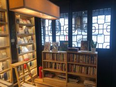 -猫的天空之城概念书店(杭州南宋御街店)