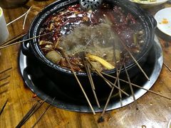 -灌县老妈砂锅串串香(万科红生活广场店)