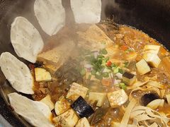 -地锅公社·现炒地锅鸡·地锅鱼·夜宵(罗锦路店)