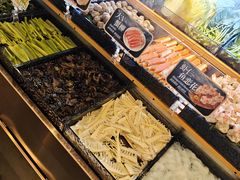 -牛YO寿喜烧·铁板烧和牛火锅自助(市府恒隆店)