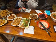 -爆炸头阿姨小四川正宗川味小吃(无任何分店)