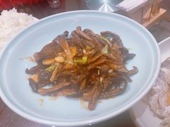 -唐山宴百姓府邸院落中餐