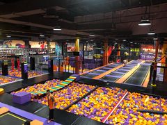 -Tenker Club弹刻极限主题公园 · 蹦床 · 团建 · 生日派对(大关店)