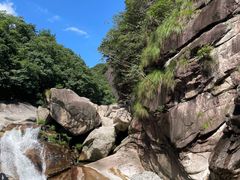 -鄣山大峡谷