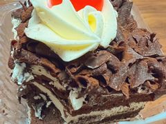 -红宝石·鲜奶小方·海派西点房(控江店)