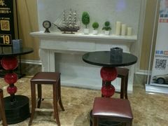 -唛客疯量贩式KTV(金飞达广场店)