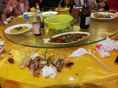 -覃记海鲜美食餐厅