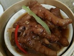 -上海玫瑰园度假酒店