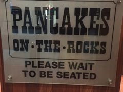 -Pancakes on the rocks(Darling Harbour)