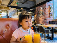 -自然食集西餐厅(泰晤士小镇店)