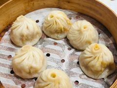 招牌蟹黄鲜肉小笼-南翔馒头店(豫园店)