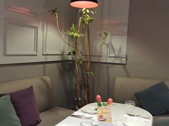 -潮一不贰·西式简餐·法式甜品(外滩店)