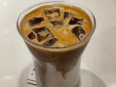 拿铁-潮一不贰·法式甜品·生日蛋糕·西式简餐(外滩店)