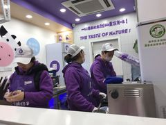 -一只酸奶牛(八一路店)