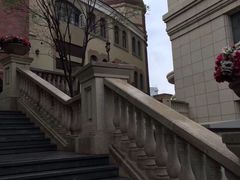 -鲁邦国际风情街(麦世达韩国精品百货店)