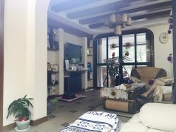 -杉惠素颜美妆皮肤管理中心