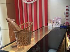 -红宝石·鲜奶小方·海派西点房(南丹店)