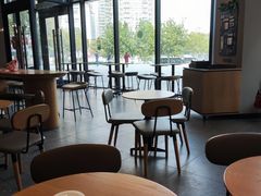 -星巴克臻选(郑州中原万达店)