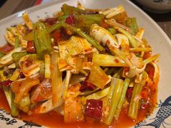火爆黄喉-肖四女乐山跷脚牛肉(世博源店)