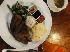 -Pundi Pundi Restaurant