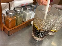 -潮界(LU·ONE凯德晶萃广场店)