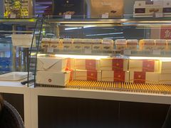 面包甜点陈列柜-凯司令西点房(南京东路店)
