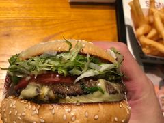 -The Habit Burger Grill 哈比特汉堡(爱琴海店)