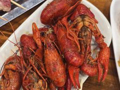 -哈尔滨小酒馆·鲜肉现穿自助烧烤(康新花园店)
