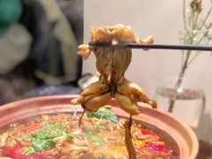 肥肠牛蛙砂锅-马头巷·食景园(苏州总店)