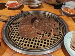 -唯成•韩国炭火烤肉 유성고기