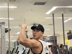 -诺伯曼·运动会馆(新梦店)