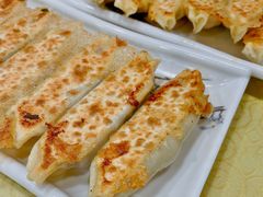 肉三鲜锅贴-春水锅贴·传统鲁菜(大明湖店)