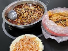 -周良天山牛杂城(天山路总店)
