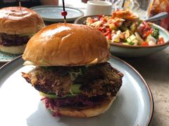 手撕猪肉红卷心菜汉堡-RAC BAR(安福路店)