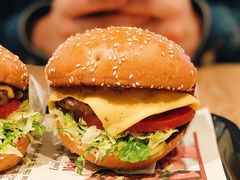 -The Habit Burger Grill 哈比特汉堡(复兴soho店)
