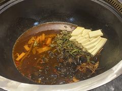 -黑土风情铁锅炖(兴业路店)