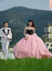 -雪中彩影婚纱摄影·微光艺术中心