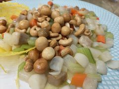 -东豪园林海鲜酒家(南港路辅路店)