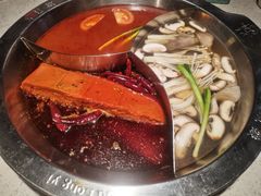 -大龙燚火锅(天钥桥路店)