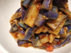 香渣渣紫茄-马仕玖煲·融合菜·酥不腻烤鸭(人大店)