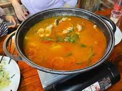酸汤鱼-农夫人家餐饮