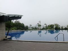 -上海滴水湖皇冠假日酒店