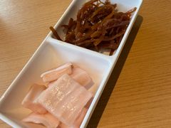 -关东小磨东北菜(上海长风大悦城店)