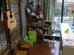 -八度音乐吉他教室(汉广店)