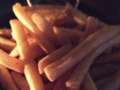 -MARU玛露音乐餐厅(大学路店)