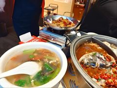 -阿瓦山寨·湘菜现炒·剁椒鱼头王(咸阳总店)