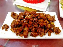 顶级铁板黑椒牛柳-桃子餐厅·天津菜(红星路直营店)