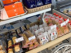 -85度C(生甜甜圈研究工坊·上海平凉店)