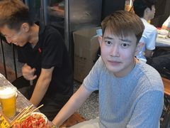 -老街烧烤大排档·地道湖北菜·龙虾馆(汉口火车站店)