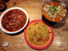 -先启半步颠小酒馆(白麓里店)